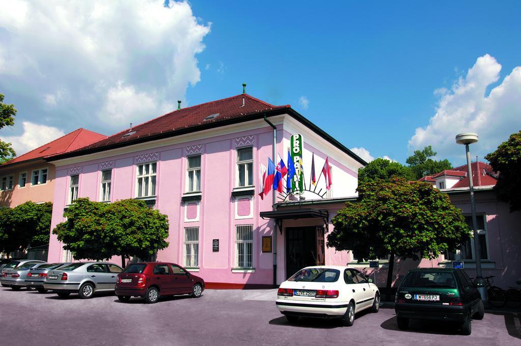 Hotel Ensana Pro Patria Pieszczany Zewnętrze zdjęcie